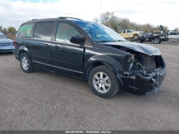  Salvage Chrysler Town & Country