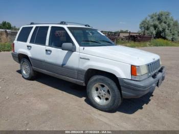  Salvage Jeep Grand Cherokee