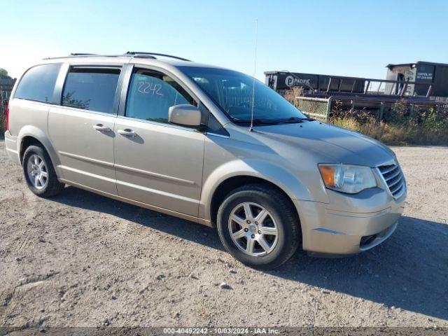  Salvage Chrysler Town & Country