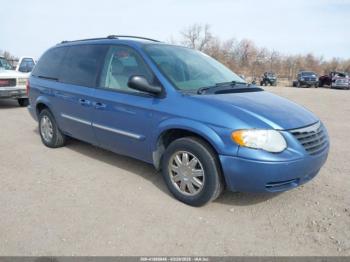  Salvage Chrysler Town & Country