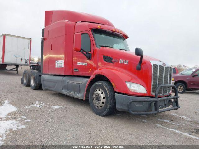  Salvage Peterbilt 579