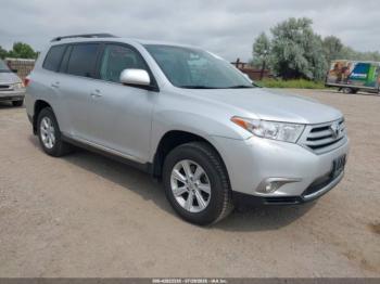 Salvage Toyota Highlander