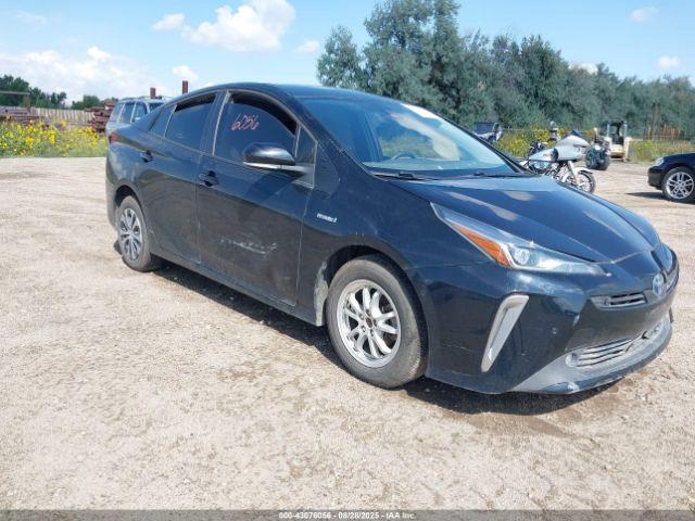  Salvage Toyota Prius