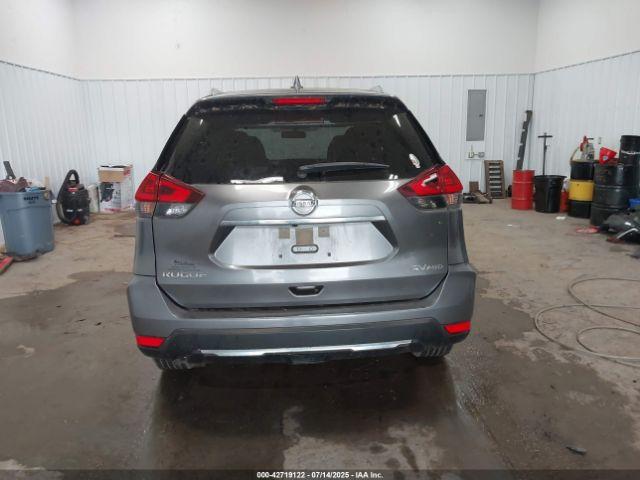 Nissan Rogue Sv Image 10