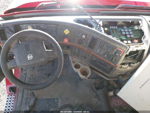 Volvo Vn Vnl Image 7