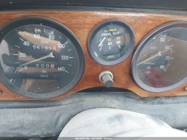 FIAT 124 Spider Image 10